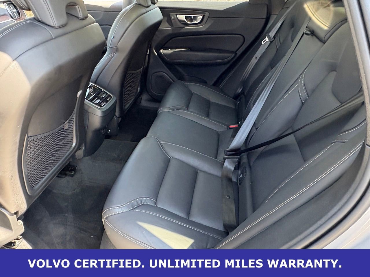 Certified 2023 Volvo XC60 B5 Ultimate w/ Climate Package image 32