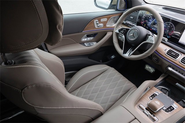 New 2026 Mercedes-Benz Maybach GLS 600 4MATIC image 21