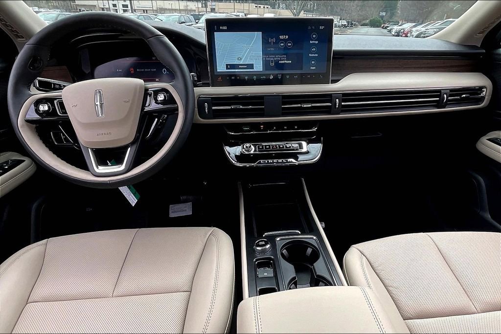 New 2025 Lincoln Corsair Grand Touring w/ Equipment Group 301A image 5