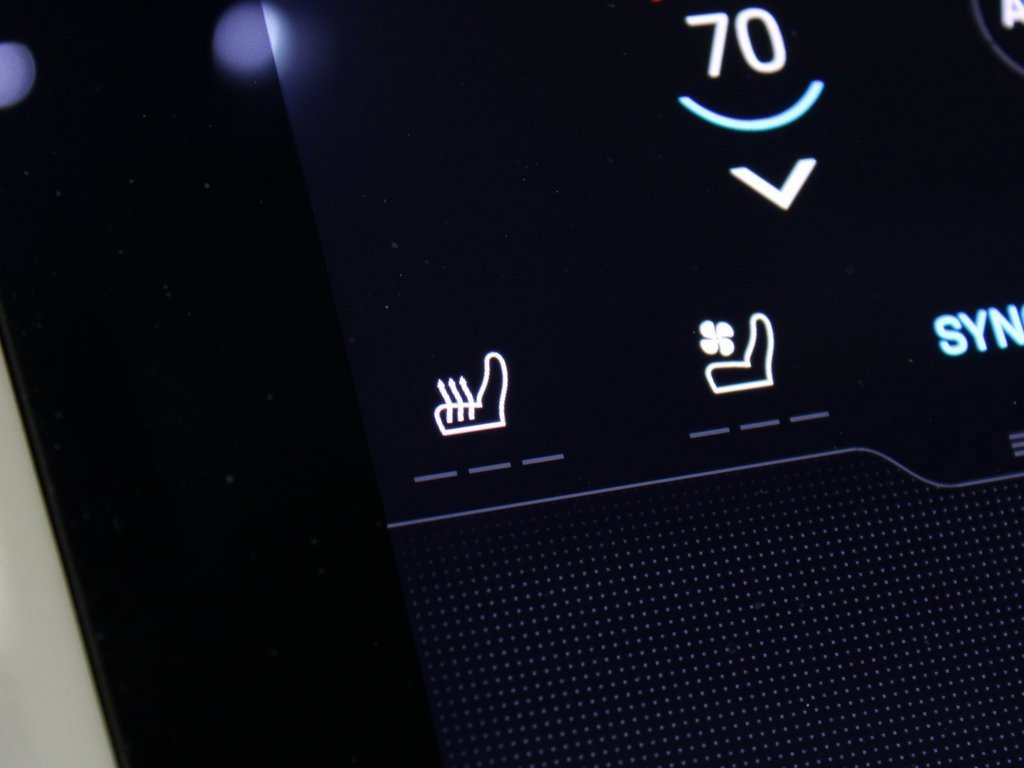 Used 2021 Porsche Taycan 4S image 31