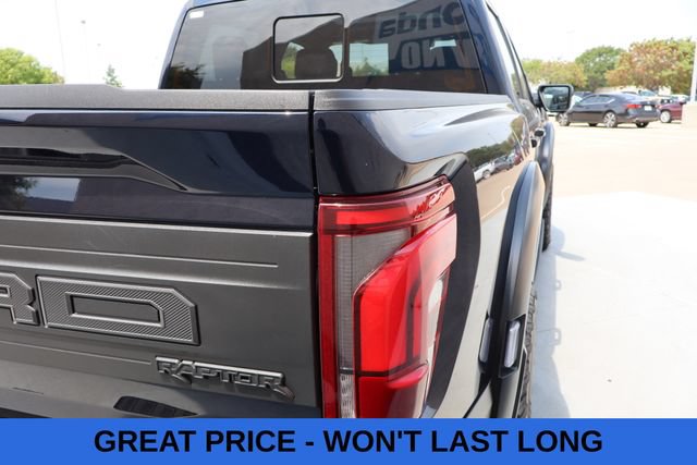 Used 2025 Ford F150 Raptor AWD/4WD image 4