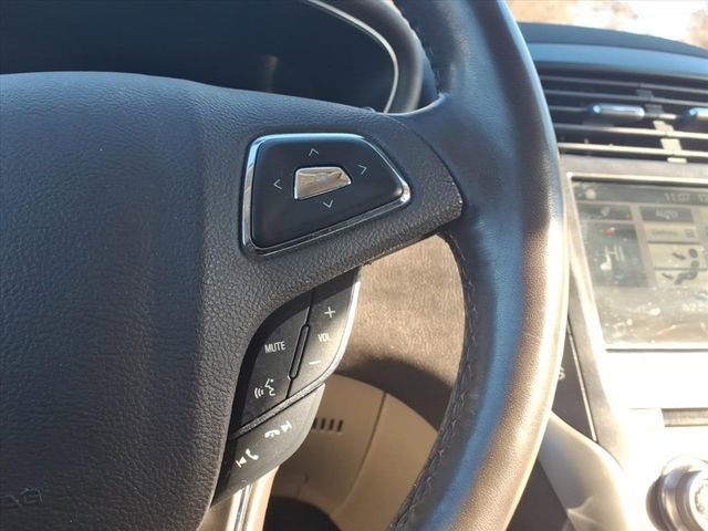 Used 2017 Lincoln MKC Select w/ Select Plus Package image 16