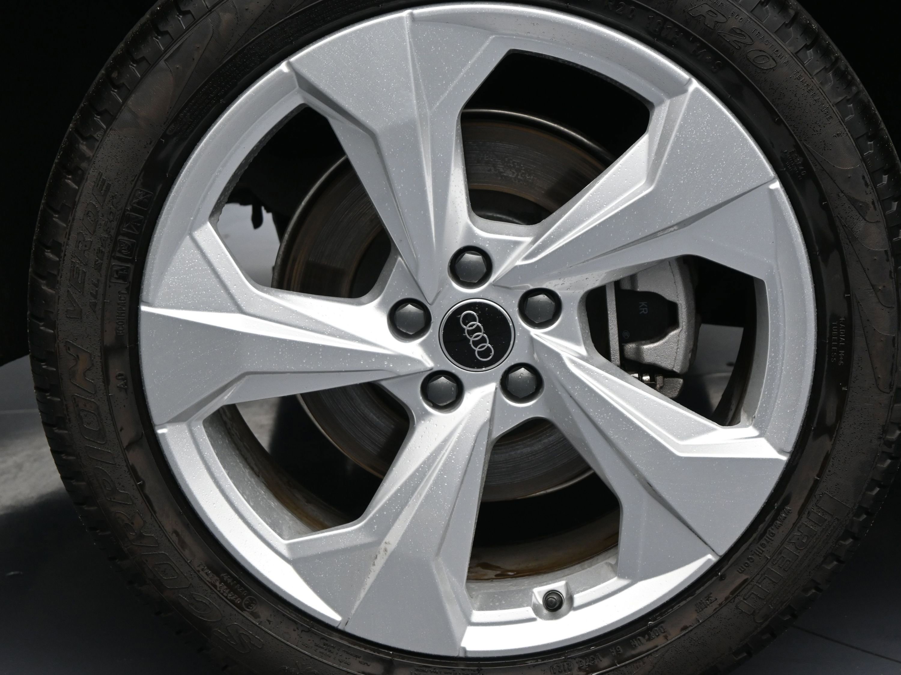 Used 2024 Audi Q5 2.0T Premium Plus w/ Premium Plus Package image 10