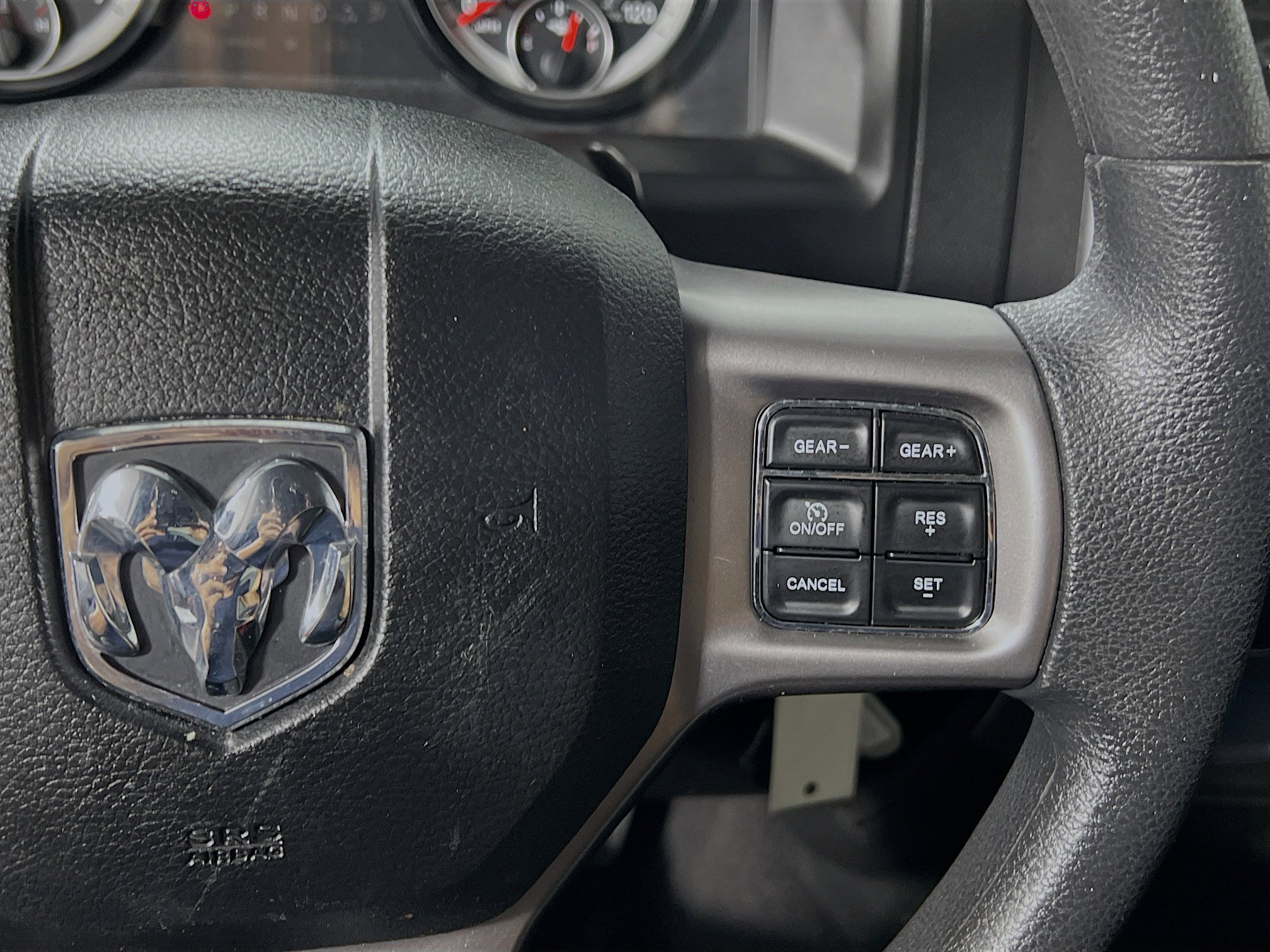 Used 2024 RAM 1500 Classic SLT image 20