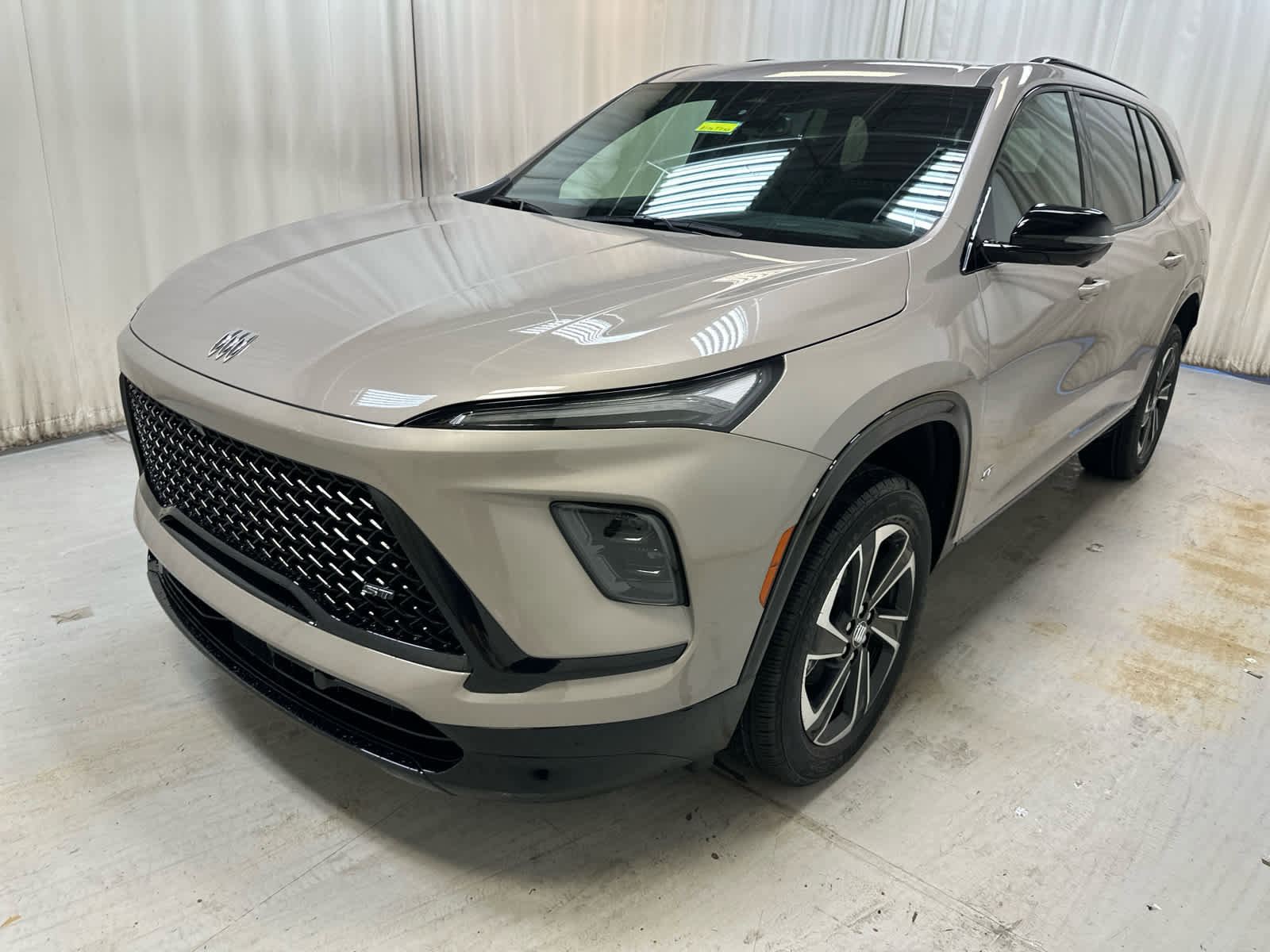 New 2026 Buick Enclave Sport Touring image 10