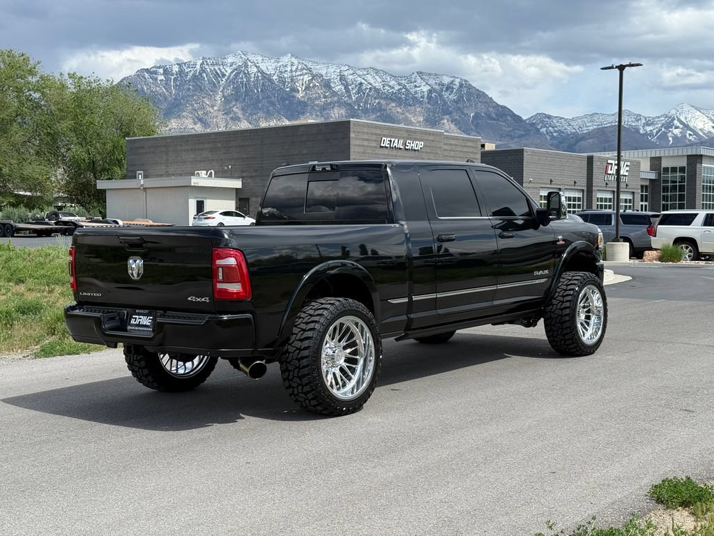 Used 2023 RAM 2500 Limited AWD/4WD image 9