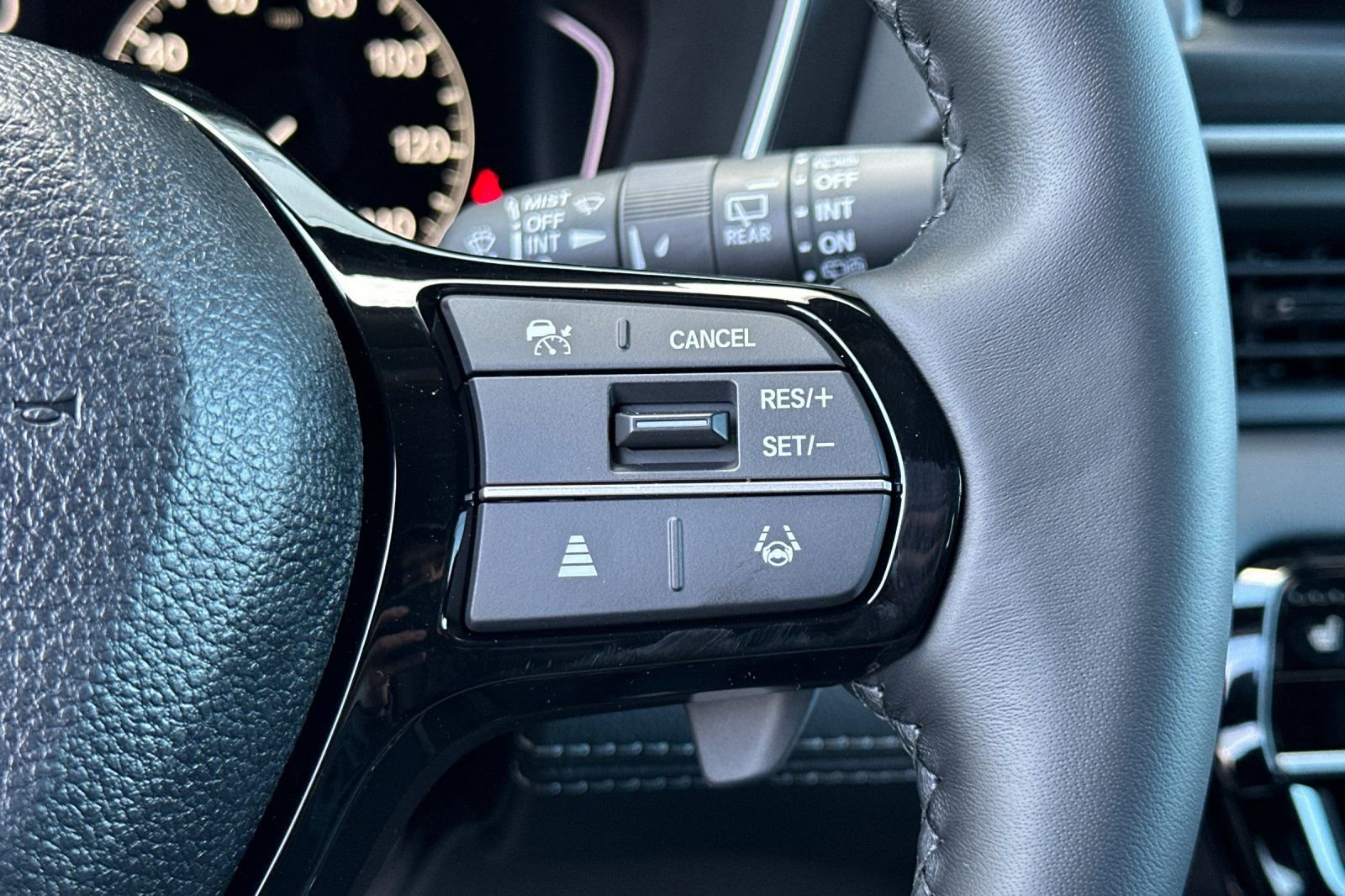 New 2025 Honda Pilot EX-L image 28