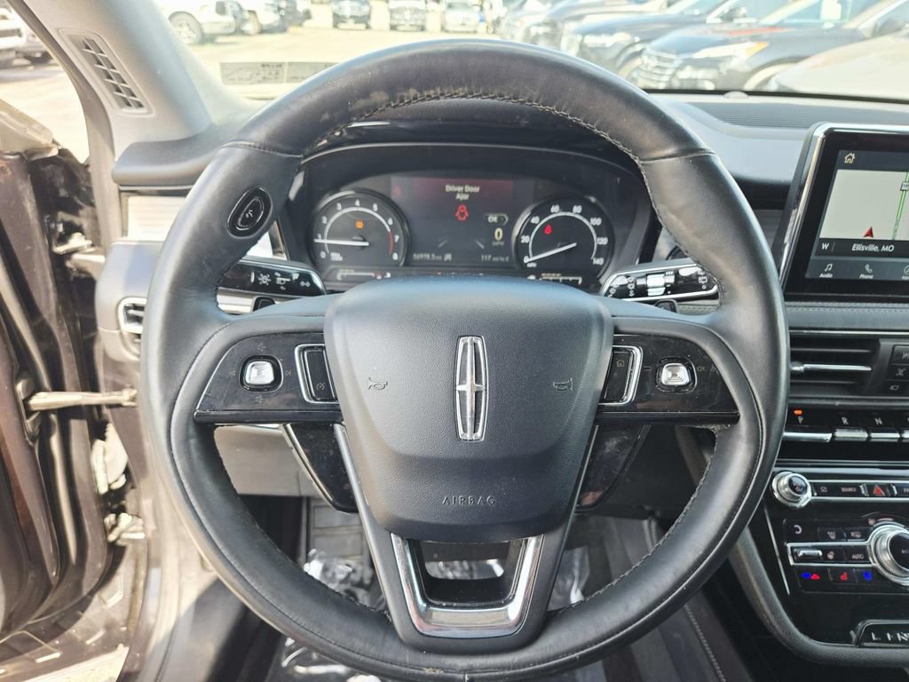 Used 2020 Lincoln Corsair AWD w/ Premium Package image 19