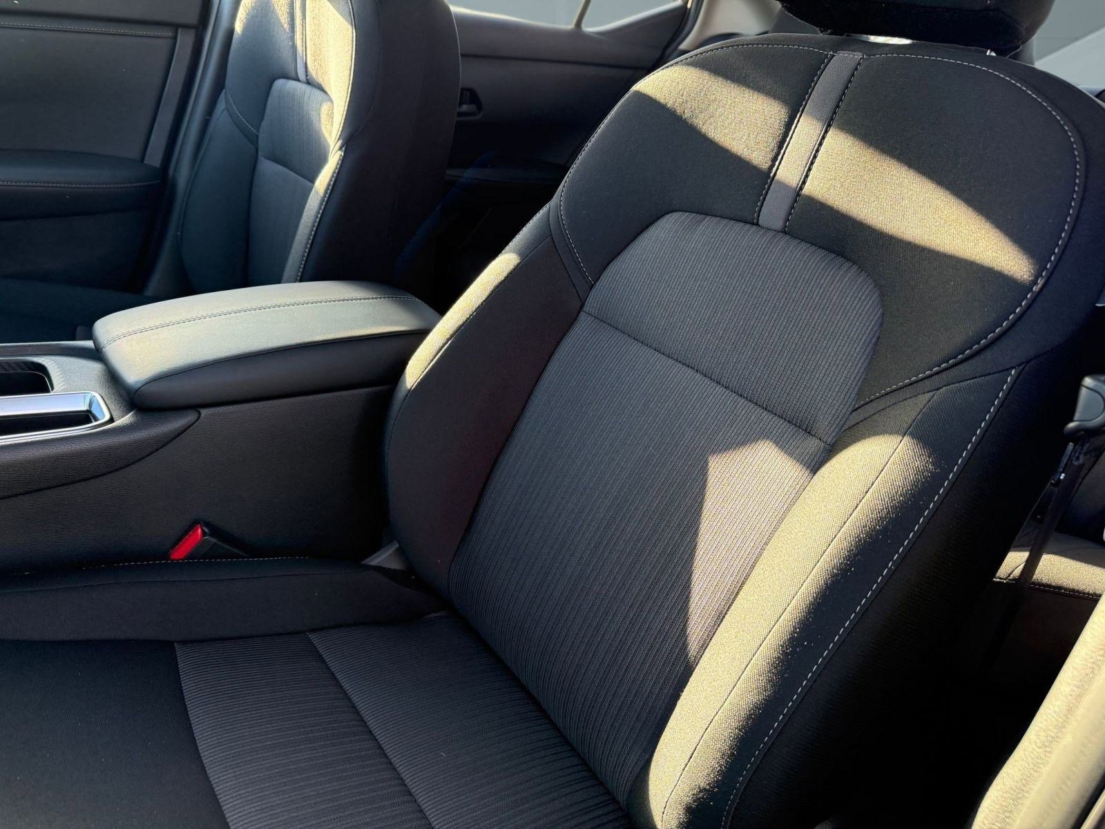 New 2025 Nissan Sentra SV image 22