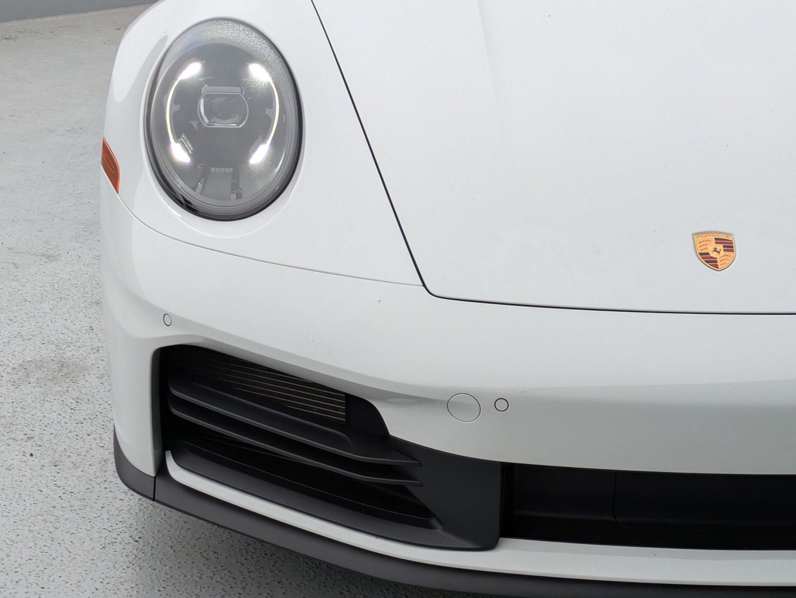 Certified 2025 Porsche 911 Carrera image 12