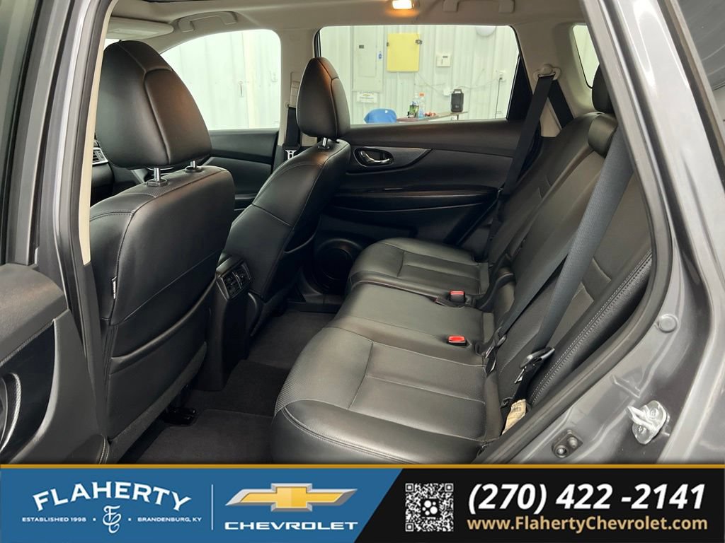 Used 2015 Nissan Rogue SL w/ SL Premium Package AWD/4WD image 11
