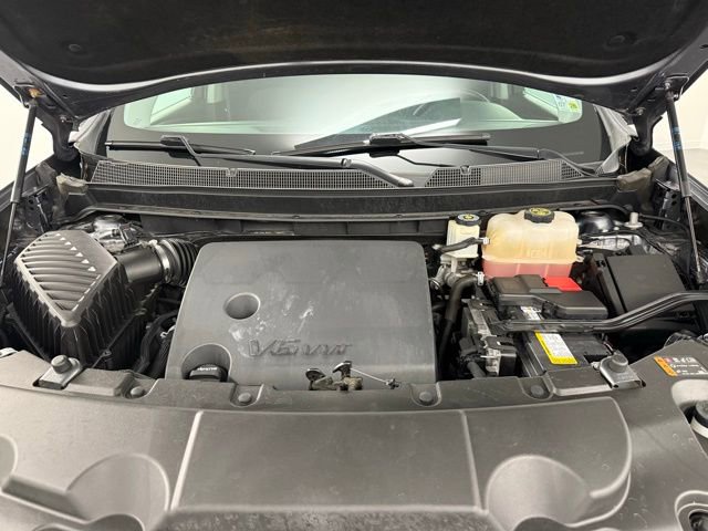 Used 2021 Chevrolet Traverse LT image 31