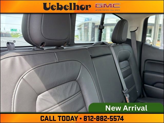 Used 2019 GMC Canyon Denali image 5