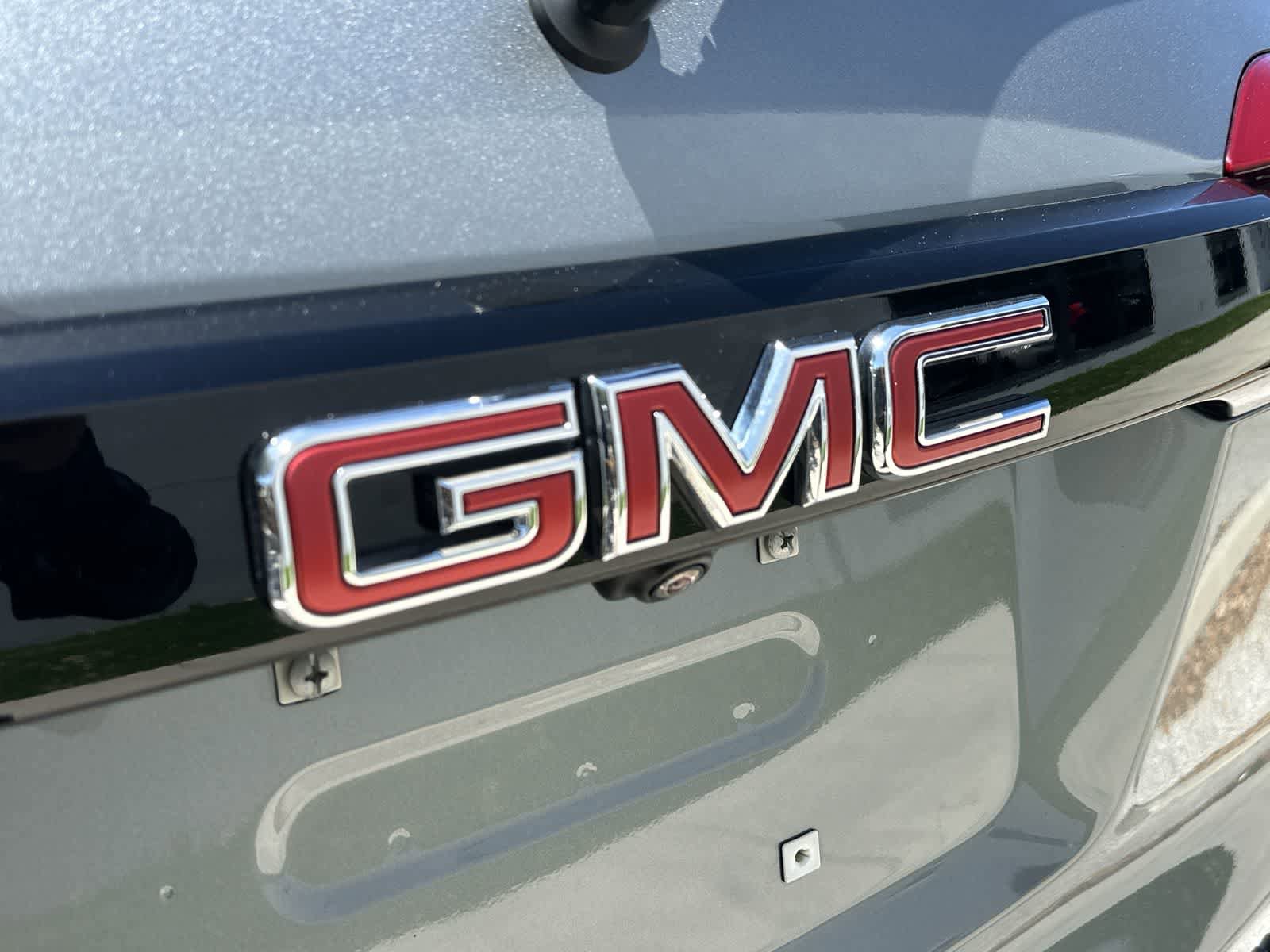 Used 2023 GMC Acadia SLE w/ Driver Convenience Package AWD/4WD image 15