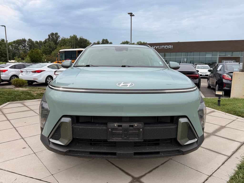 Used 2025 Hyundai Kona SEL AWD/4WD image 12