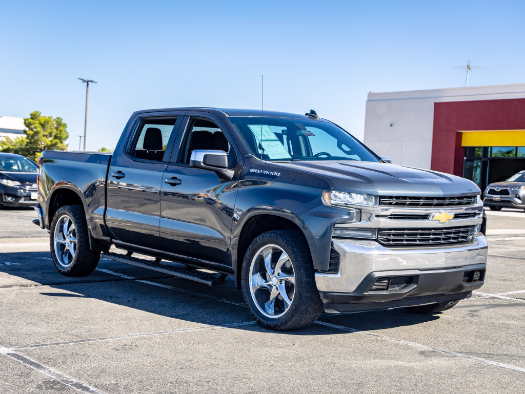 Used 2021 Chevrolet Silverado 1500 LT RWD image 9