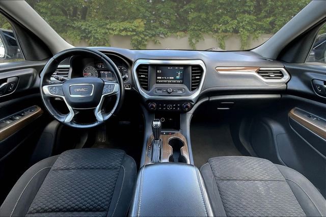 Used 2017 GMC Acadia SLE FWD image 7
