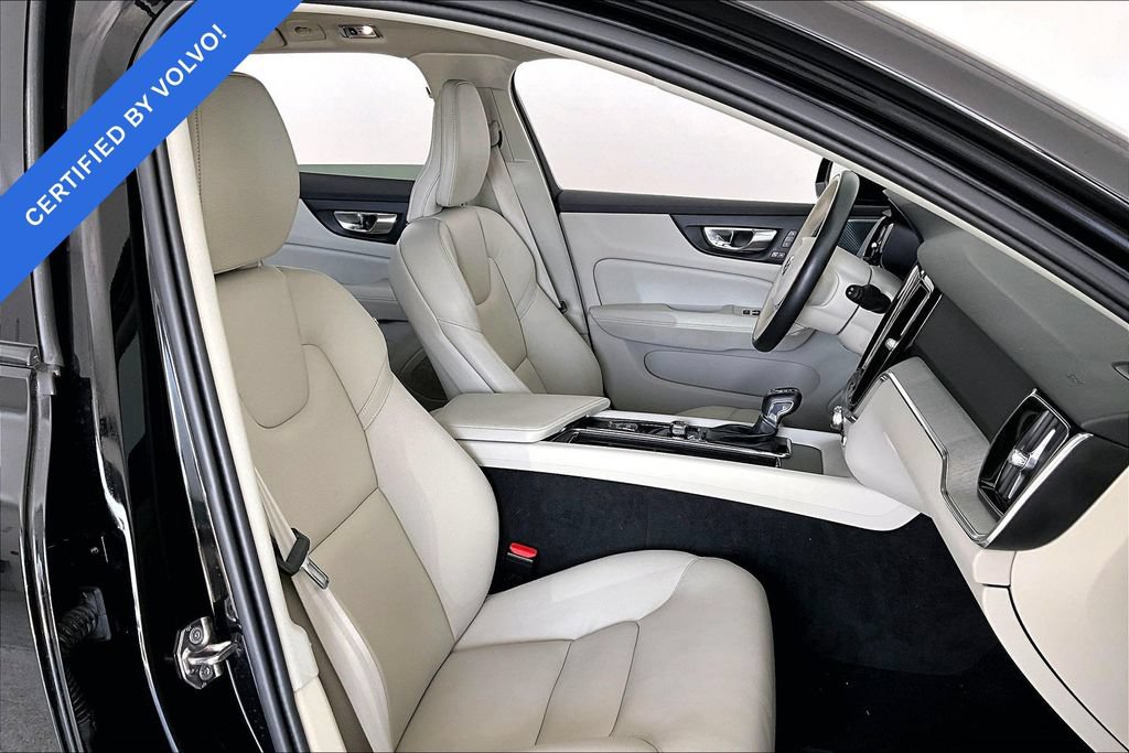 Used 2022 Volvo V60 T5 Cross Country w/ Advanced Package AWD/4WD image 8