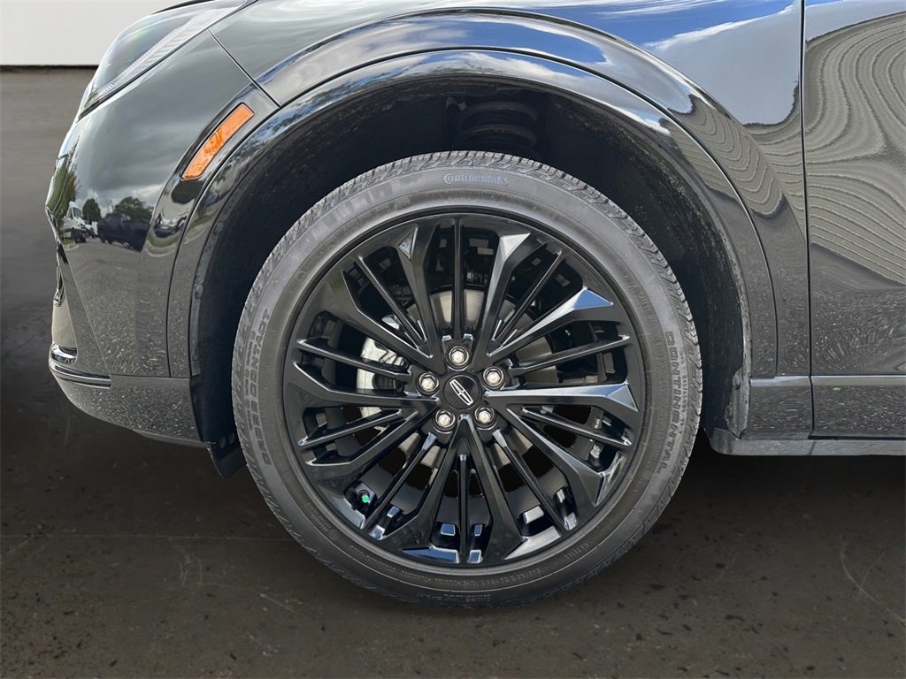 Used 2025 Lincoln Corsair FWD w/ Equipment Group 101A image 10