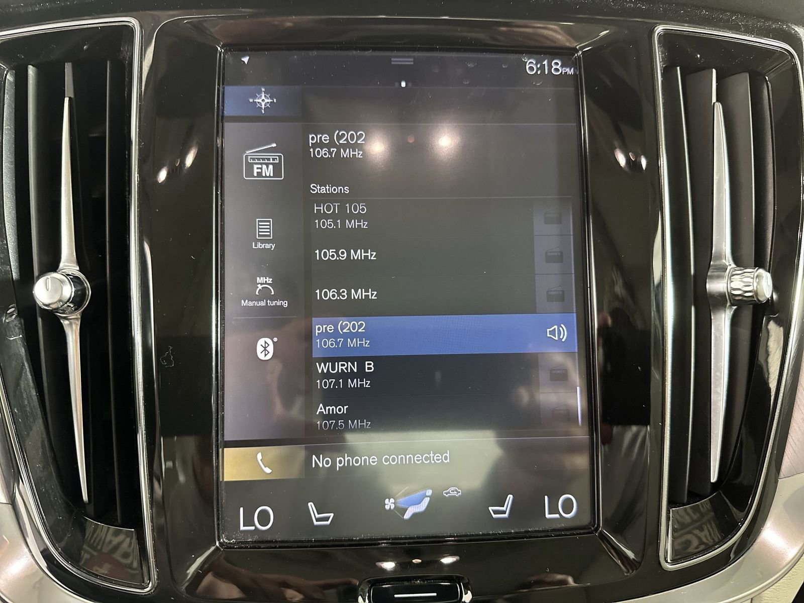 Used 2020 Volvo S60 T6 Momentum w/ Protection Package Premier image 17