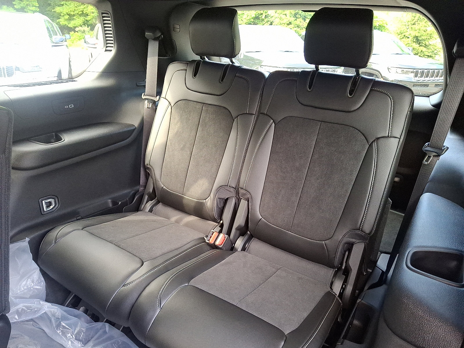 New 2025 Jeep Grand Cherokee L Altitude image 7