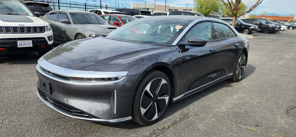 Used 2024 Lucid Air Touring image 2
