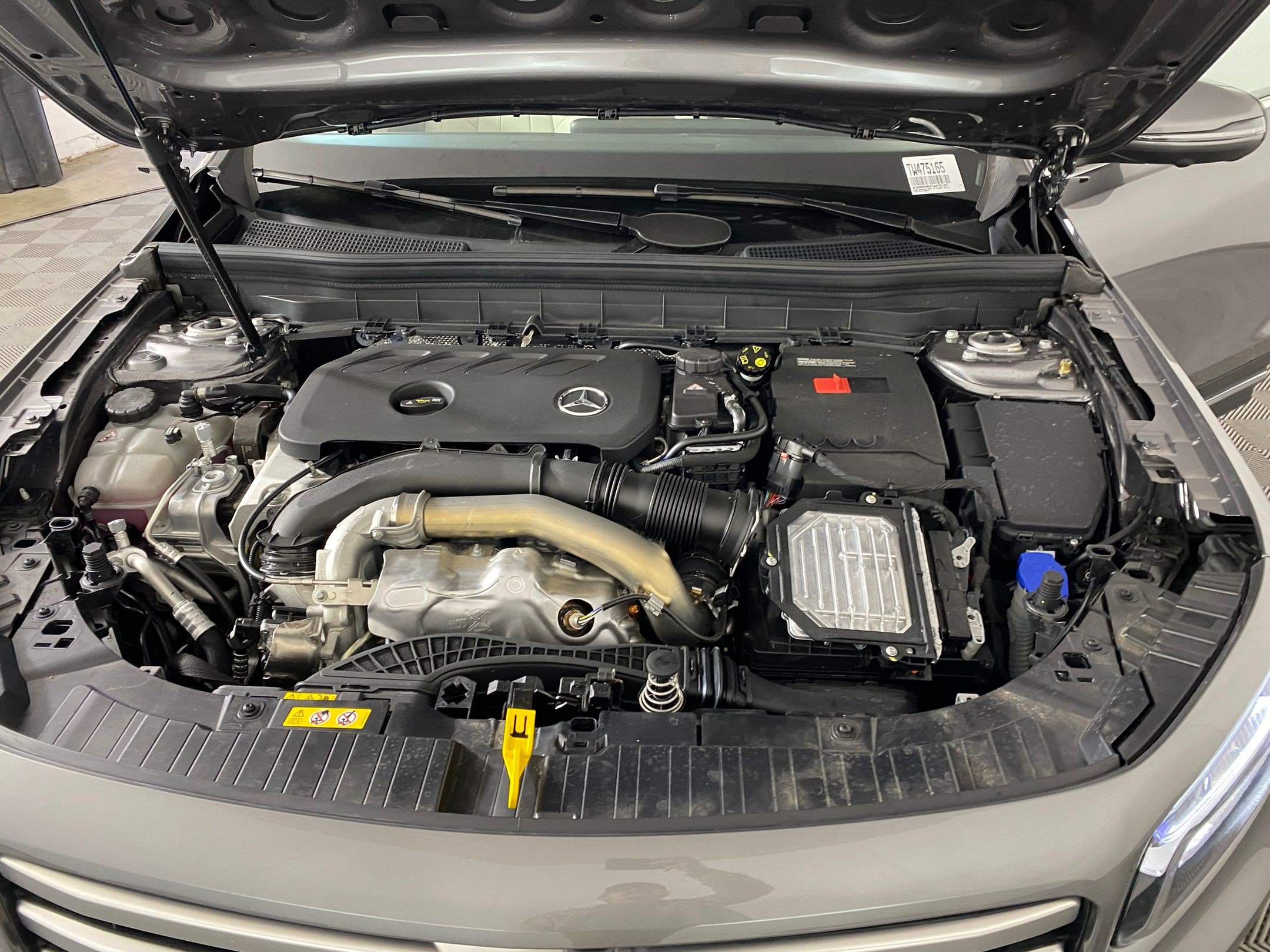 Used 2026 Mercedes-Benz GLB 250 4MATIC image 32