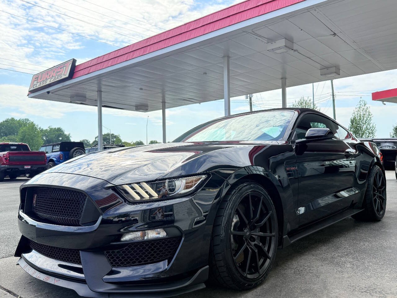 Used 2018 Ford Mustang Shelby GT350 w/ Convenience Package RWD image 15