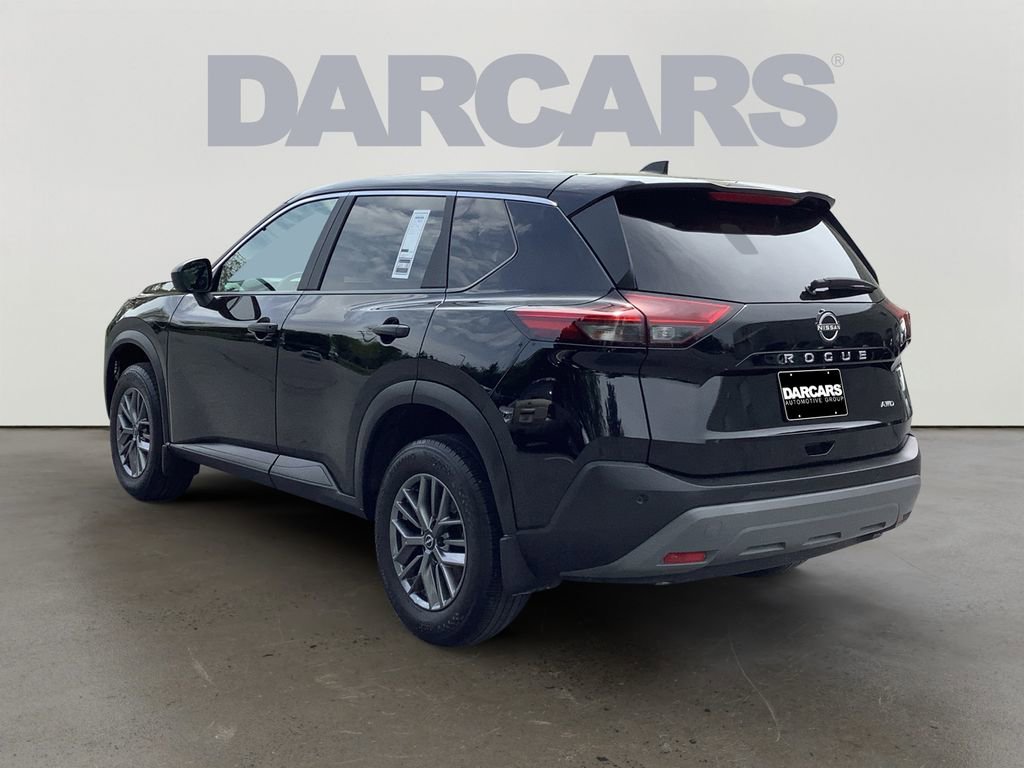 Used 2023 Nissan Rogue S image 5