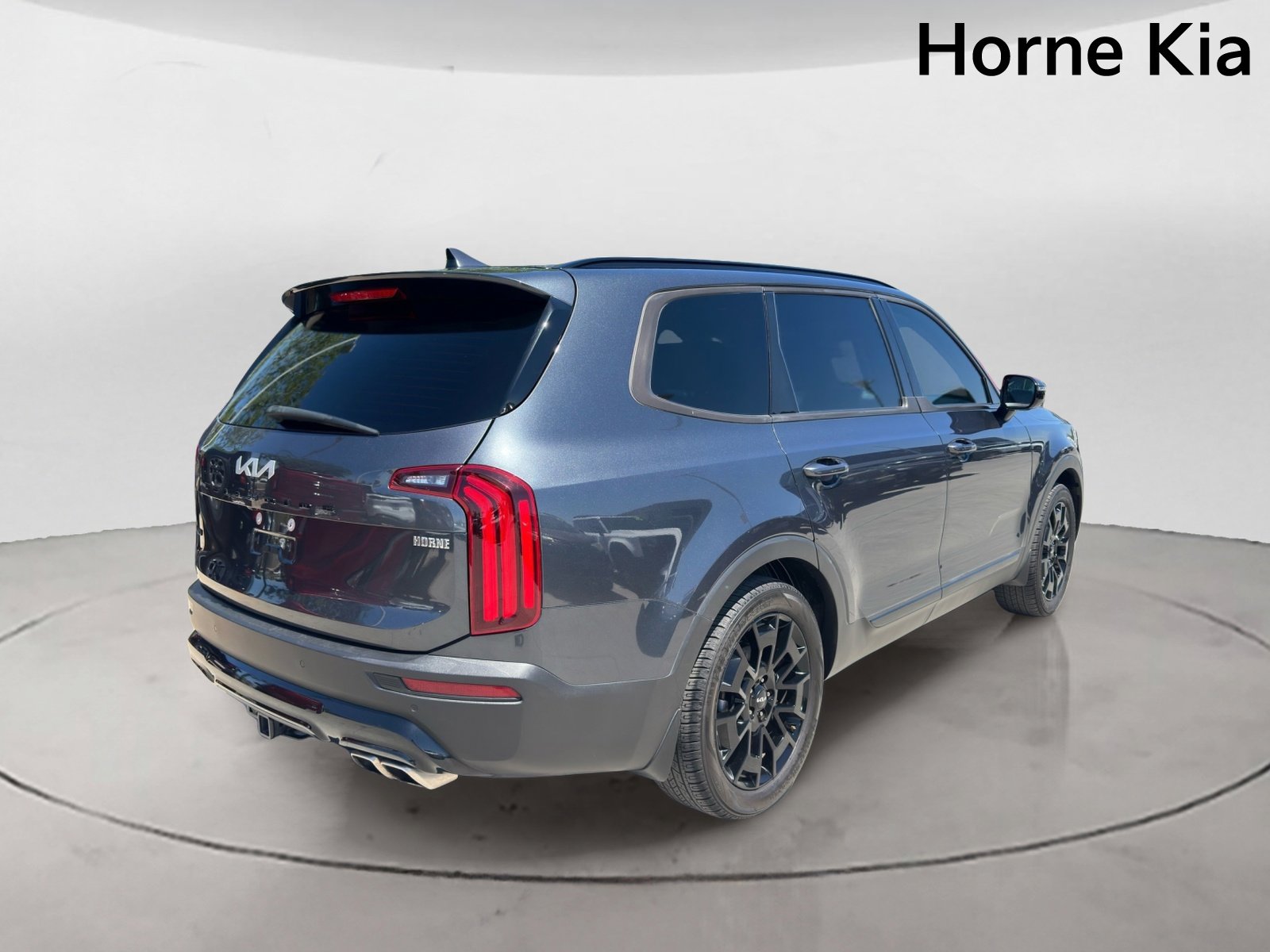 Certified 2022 Kia Telluride SX w/ Nightfall Edition Package AWD/4WD image 3