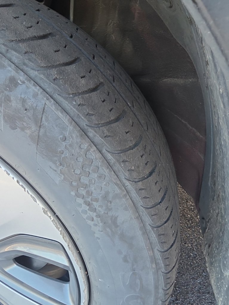 Used 2019 Kia Niro EX w/ Option Group 040 FWD image 7