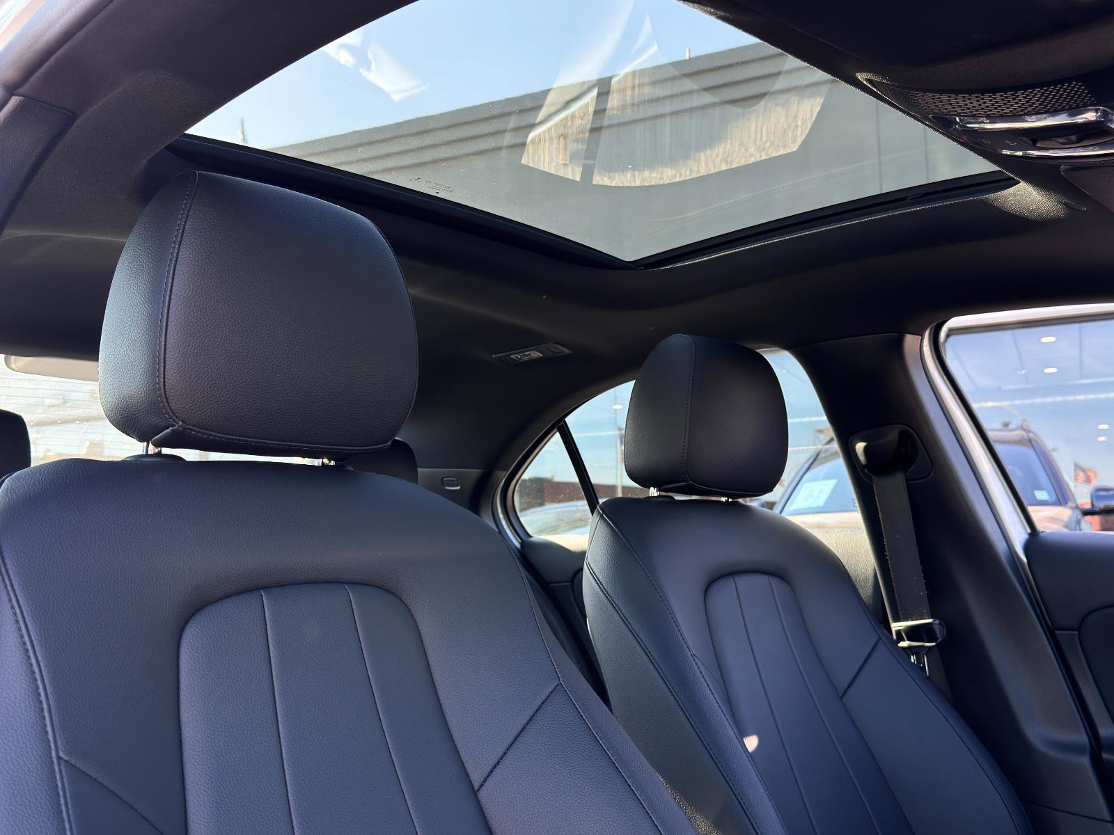 Used 2022 Mercedes-Benz A 220 4MATIC image 28