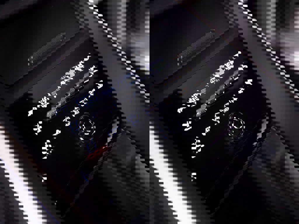 New 2025 Porsche Macan 4S Electric image 22