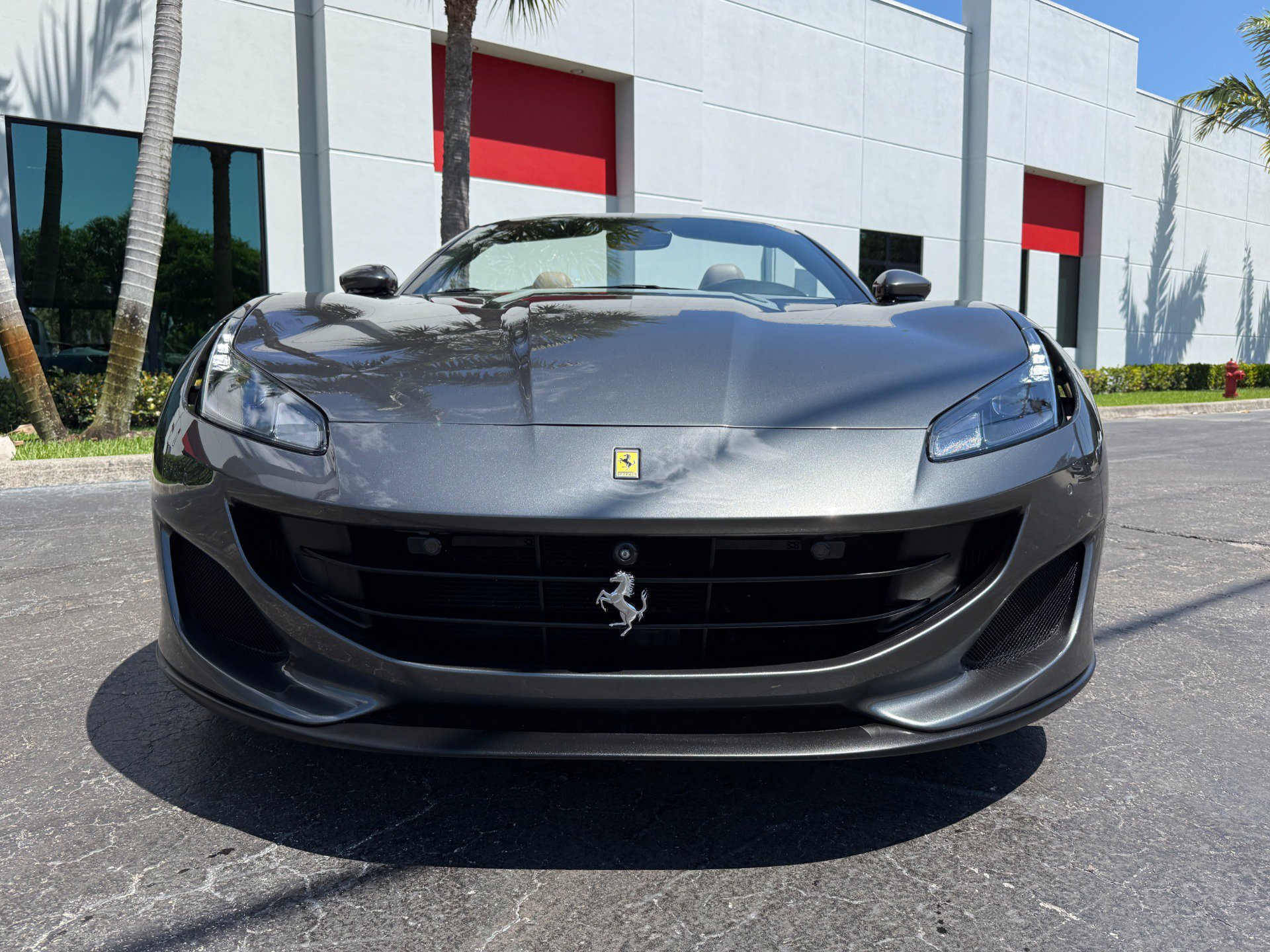 Used 2019 Ferrari Portofino RWD image 14