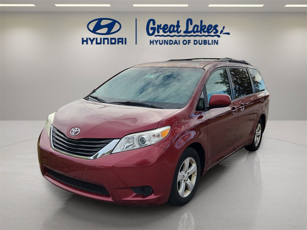 Used 2011 Toyota Sienna LE