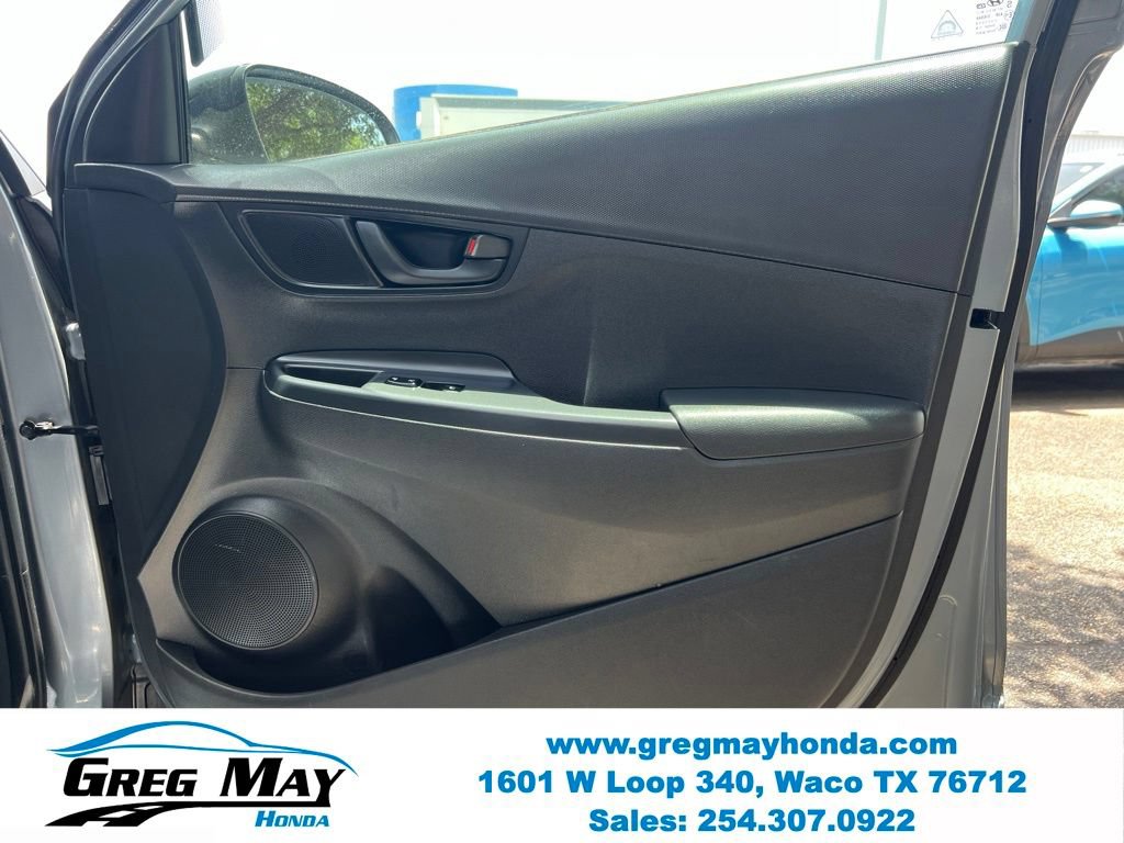 Used 2018 Hyundai Kona SEL AWD/4WD image 11