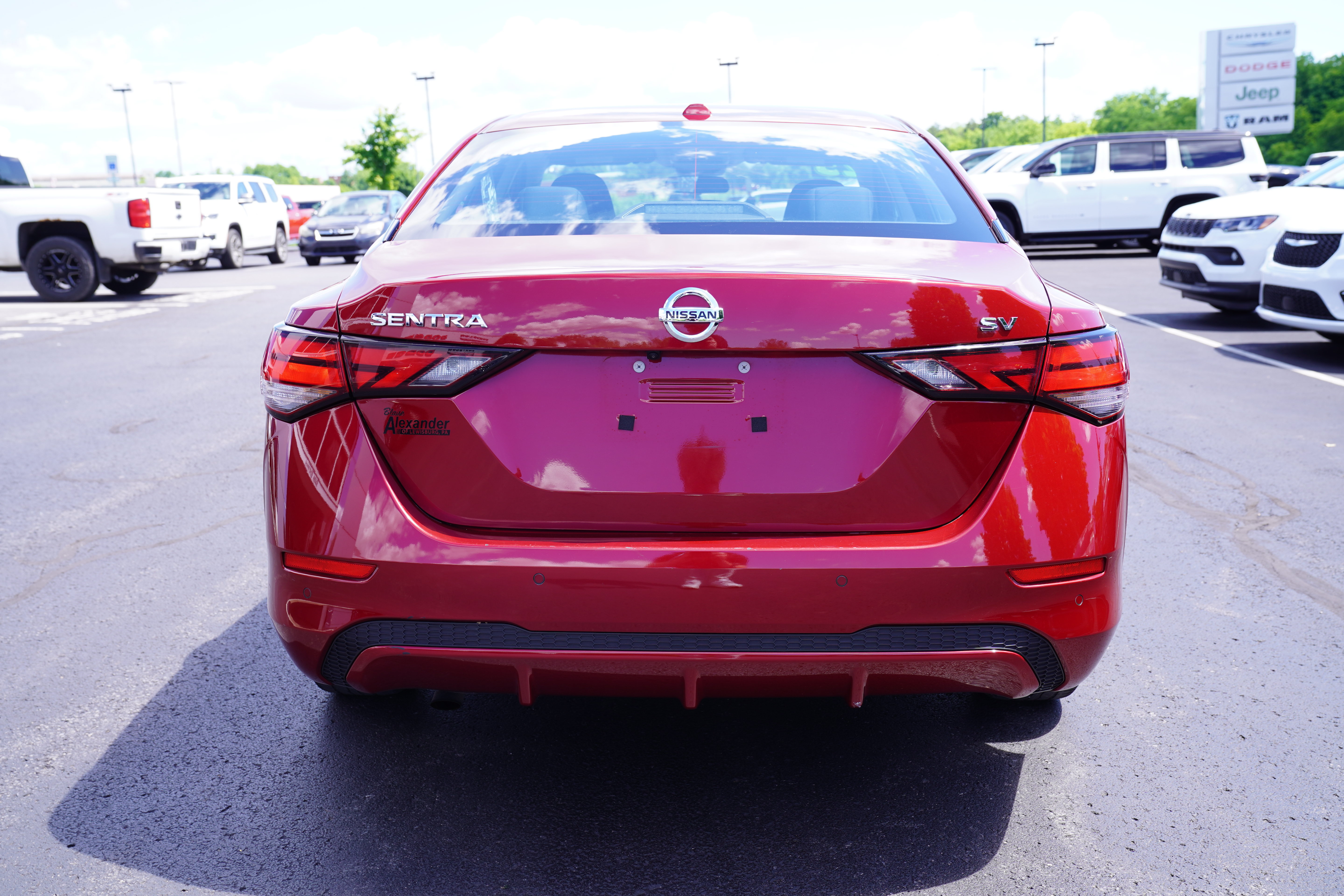 Used 2023 Nissan Sentra SV FWD image 6