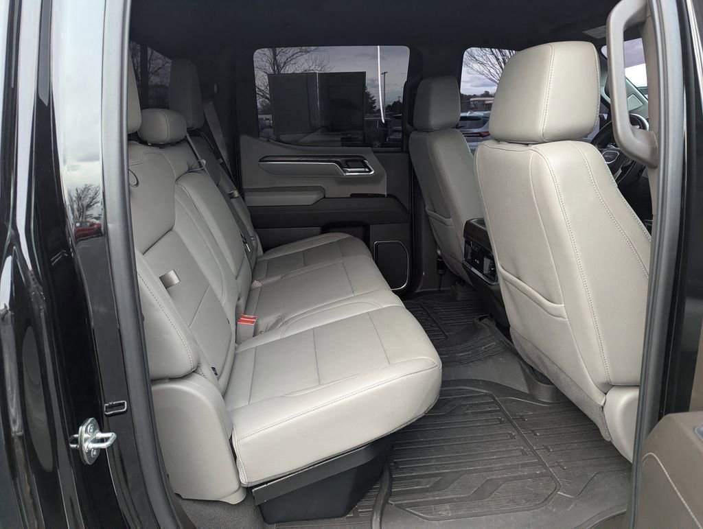 Used 2023 GMC Sierra 1500 SLT w/ SLT Convenience Package image 17