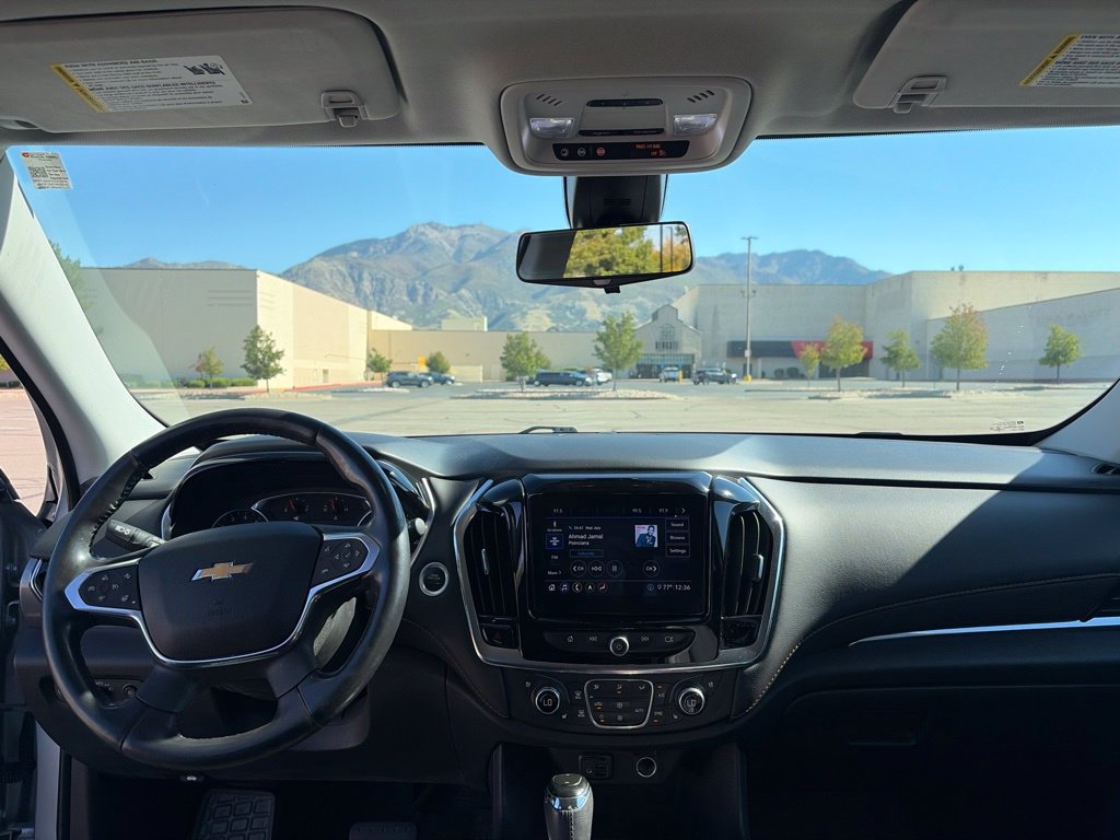 Used 2020 Chevrolet Traverse Premier AWD/4WD image 25