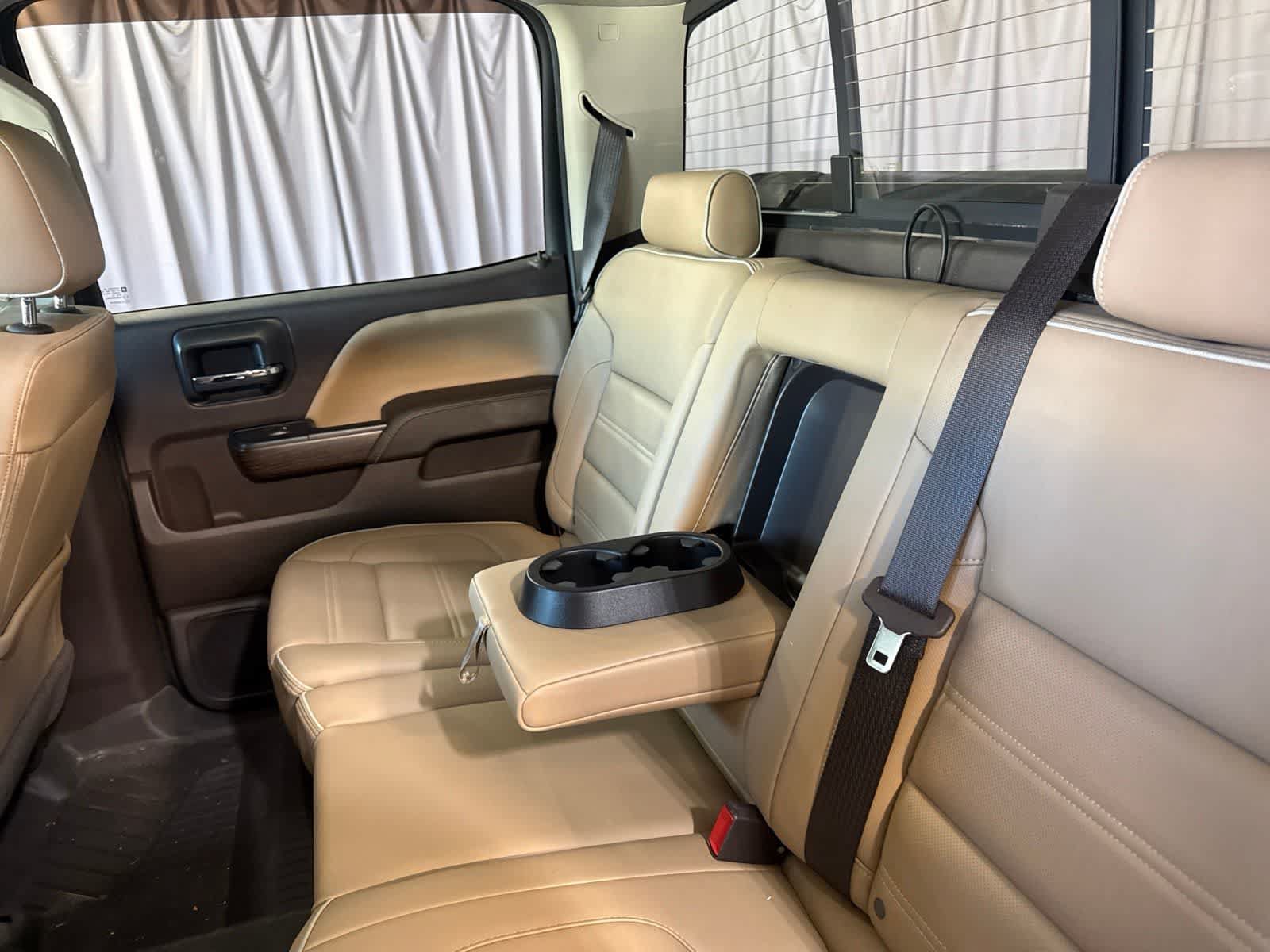 Used 2018 GMC Sierra 2500 Denali w/ Duramax Plus Package AWD/4WD image 19