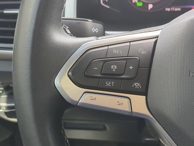 Used 2022 Volkswagen Atlas SEL AWD/4WD image 32