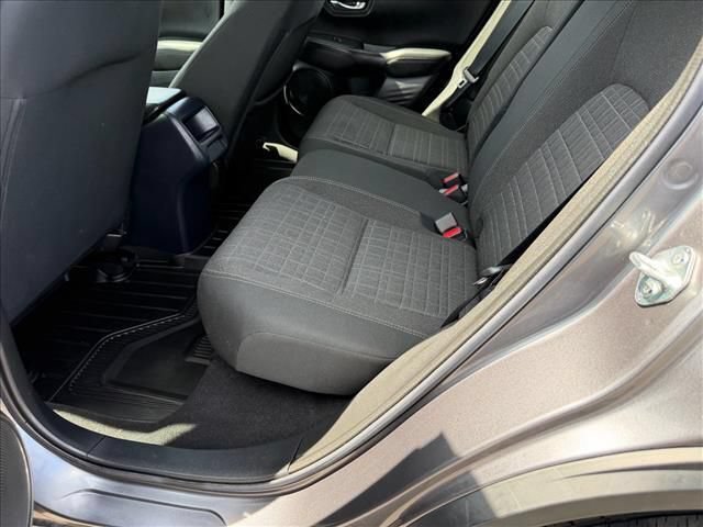 Used 2023 Honda HR-V LX image 10