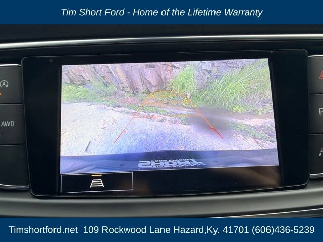 Used 2023 Buick Enclave Essence w/ Experience Buick Package AWD/4WD image 17