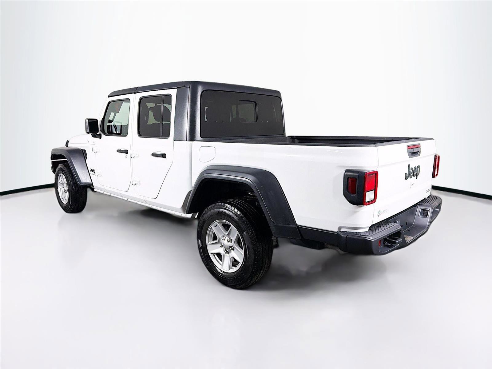 Used 2020 Jeep Gladiator Sport w/ Quick Order Package 24S image 5