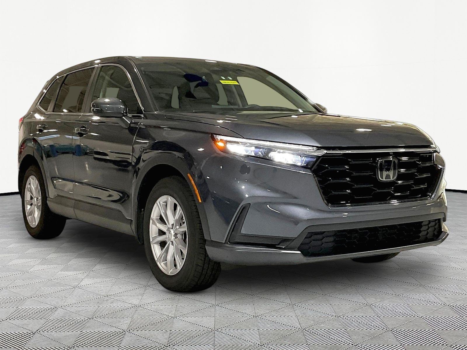 Used 2024 Honda CR-V EX image 3
