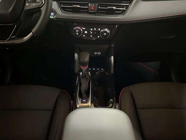 Used 2025 Chevrolet TrailBlazer RS w/ Convenience Package image 12