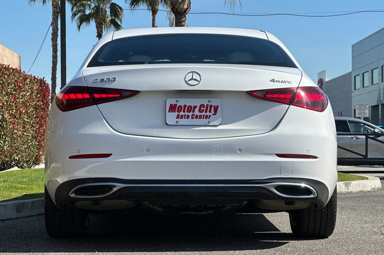 Used 2025 Mercedes-Benz C 300 4MATIC Sedan image 5