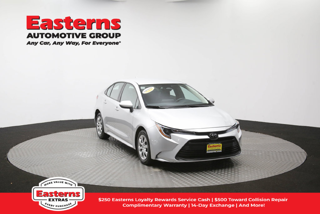 Used 2025 Toyota Corolla LE FWD image 51
