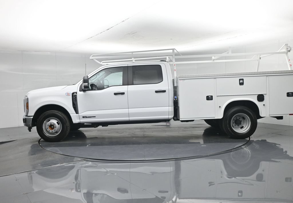 New 2026 Ford F350 XL w/ XL Chrome Package RWD image 34