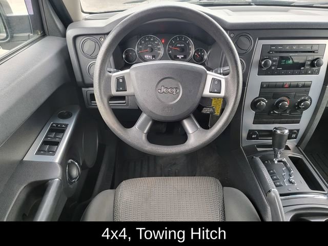 Used 2009 Jeep Commander Sport image 24